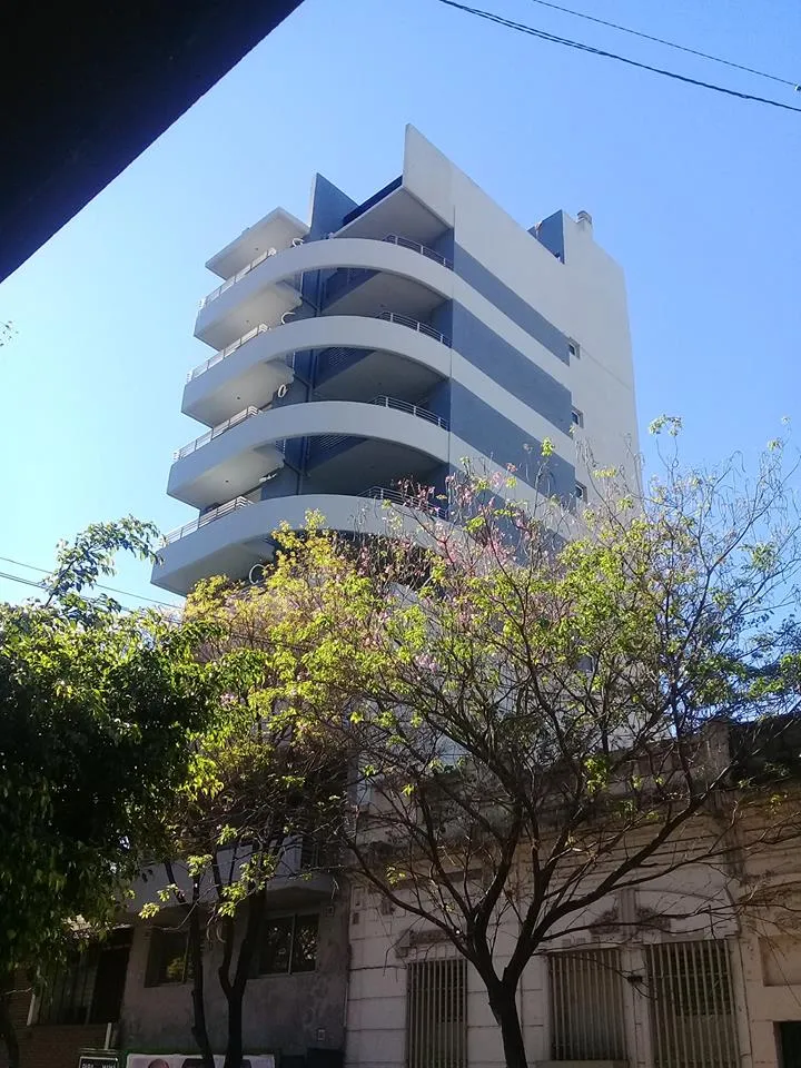 "Aguará Tower", a 9-story building in Rosario, Argentina, designed by architect Javier Colomino, constructed with exposed reinforced concrete